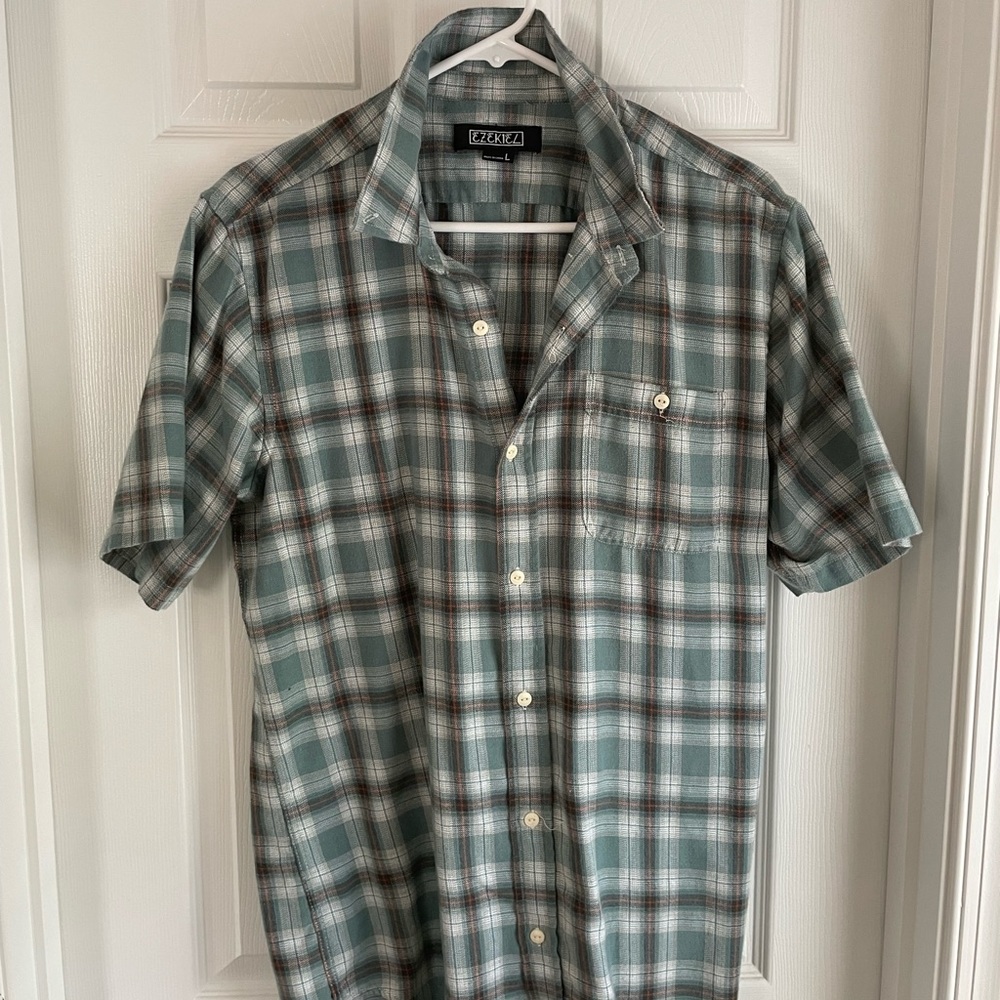 Ezekiel large plaid button down SS like new.